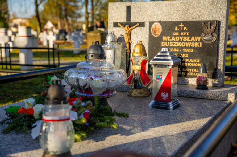 Kwesty na świętokrzyskich cmentarzach