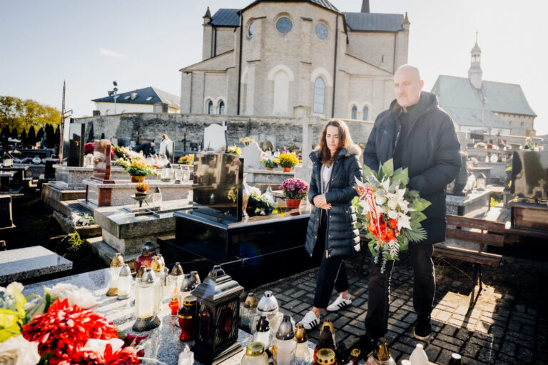 Oddali hołd Bohaterom