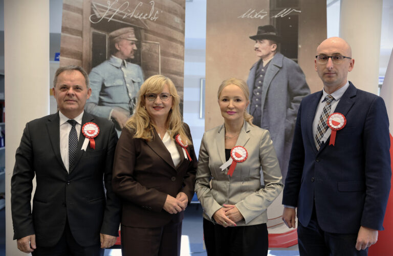 Śpiewajmy Niepodległej – wspólne świętowanie w Wojewódzkiej Bibliotece Publicznej w Kielcach