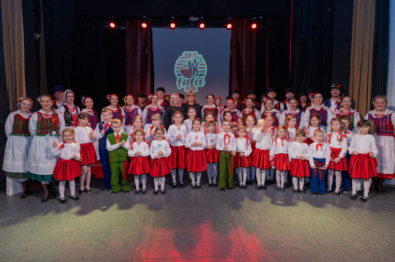 Dziewięć dekad pasji i kultury – jubileusz Wojewódzkiego Domu Kultury w rytmie folkloru