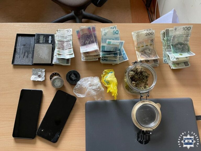 Areszt dla 25-letniego ostrowczanina za posiadanie znacznej ilości narkotyków