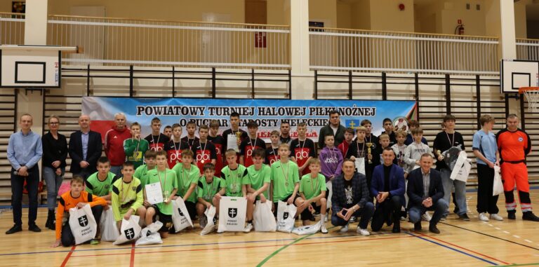 Zagrali o puchar Starosty