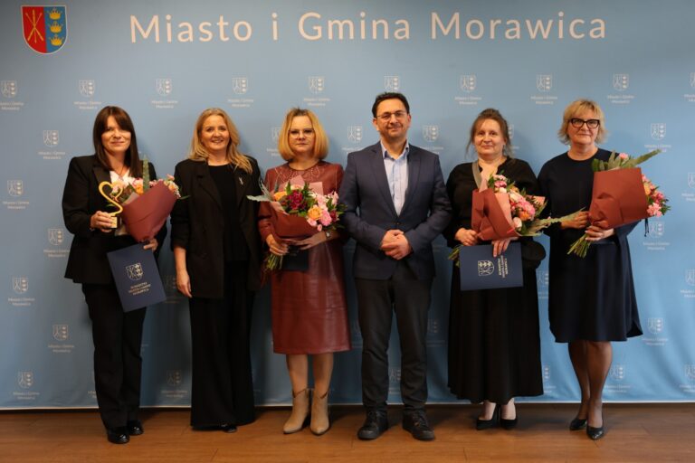 Medale Komisji Edukacji Narodowej i nagroda ˝KOCHAĆ i CHRONIĆ˝ dla SP w Bilczy