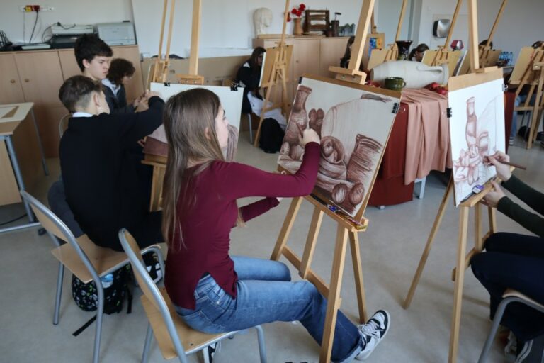 VIII Gminny Konkurs Plastyczny ˝Artyści są wśród nas˝