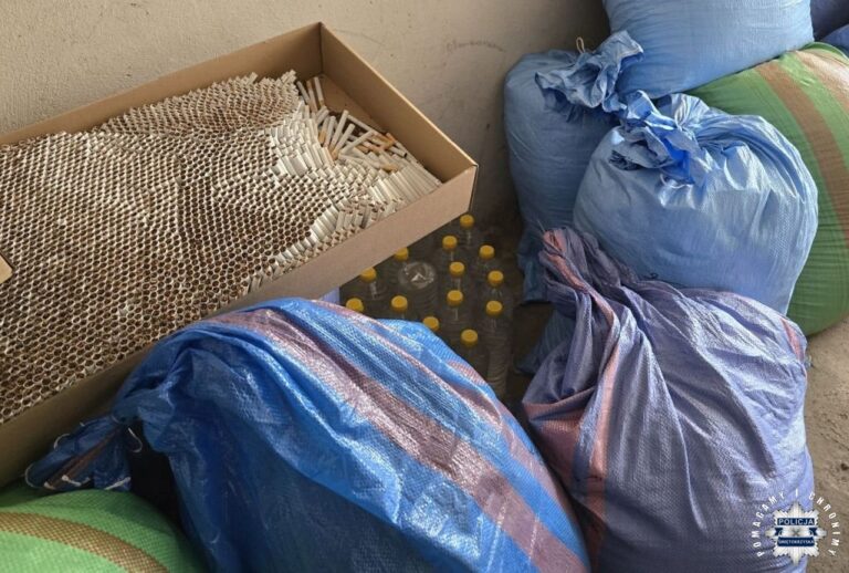 64-latek z workami nielegalnego tytoniu