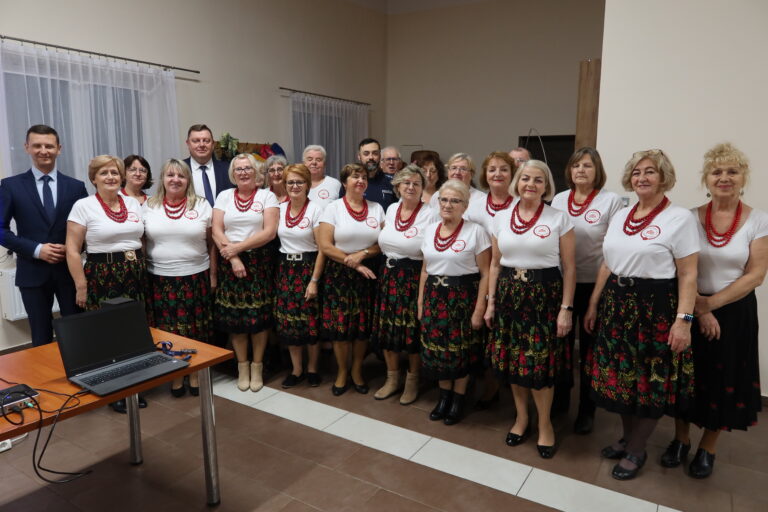 KGW Czerwone Korale z Oblęgorka zakończyło kolejną edycję projektu „Danie wspólnych chwil”