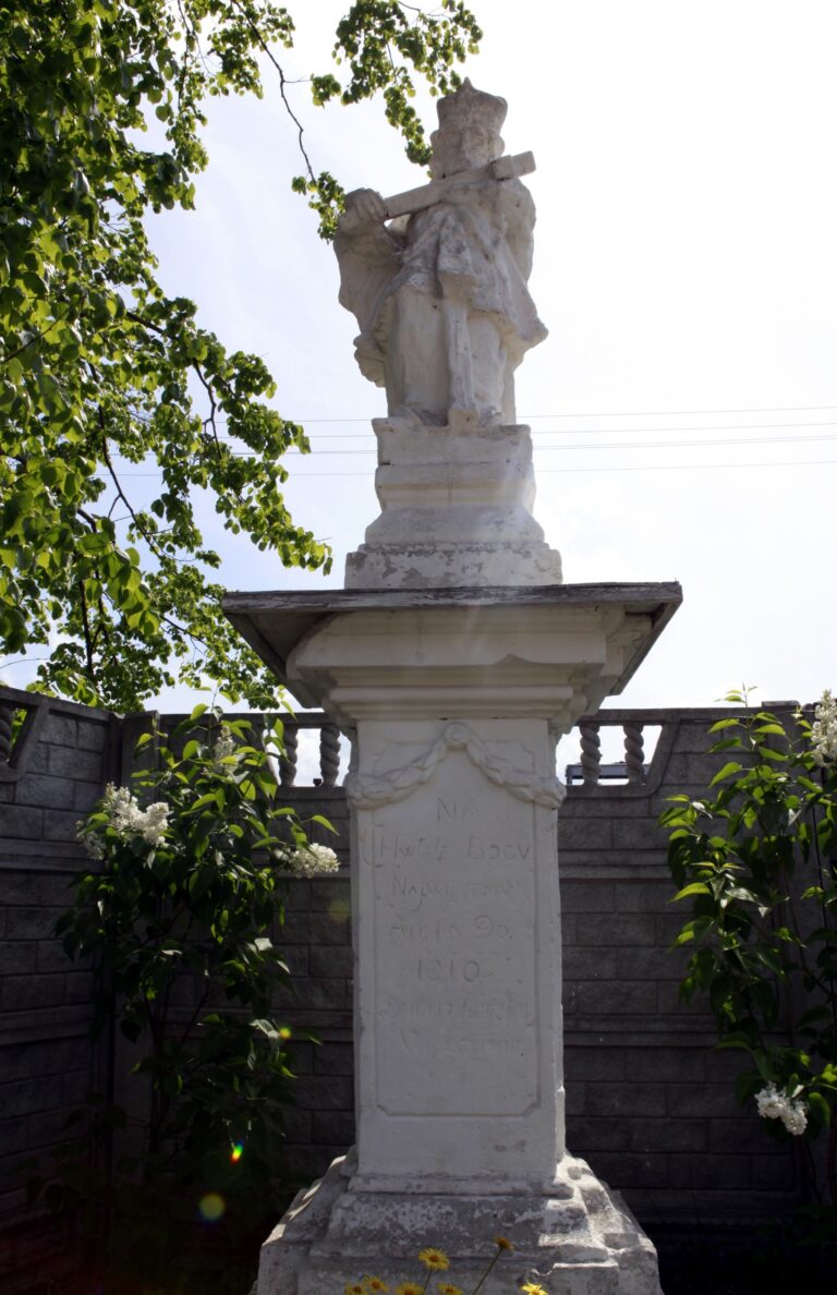 Zabytki w gminie Morawica – figurka św. Jana Nepomucena w Bilczy ma już 215 lat