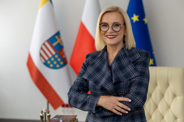 Lotnisko w Masłowie zyska strategiczne znaczenie. Marszałek Renata Janik: to inwestycja w bezpieczeństwo i przyszłość regionu