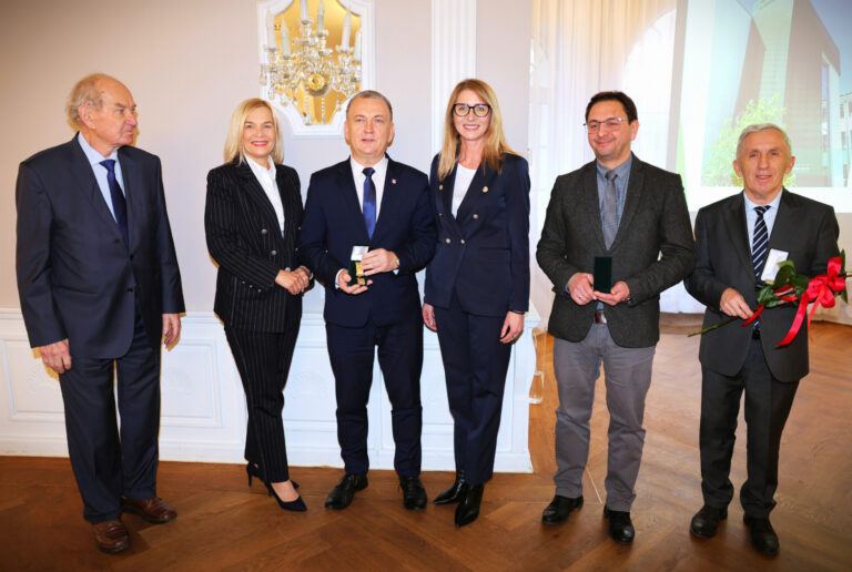 Partnerstwo, które buduje przyszłość. Marszałek Renata Janik na spotkaniu Banku Spółdzielczego w Kielcach