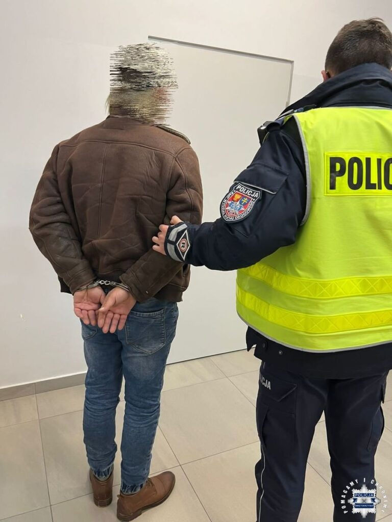 List gończy i dwa zakazy. Zatrzymany przez kielecką drogówkę