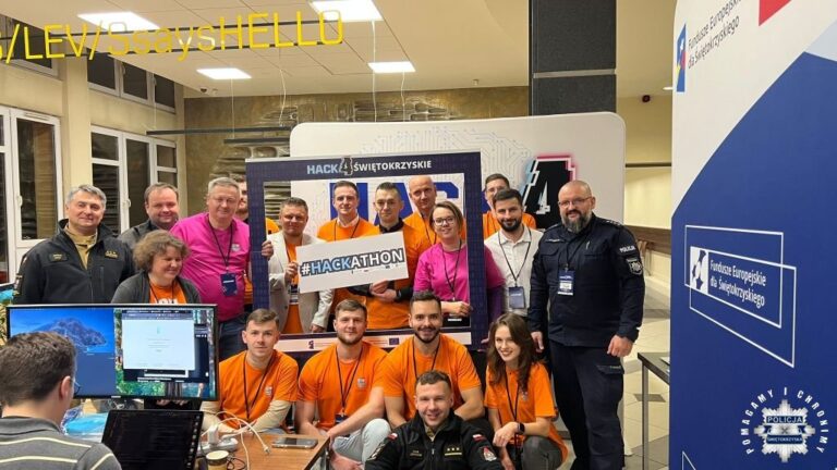 Hack4Defence Świętokrzyskie z udziałem policjantów