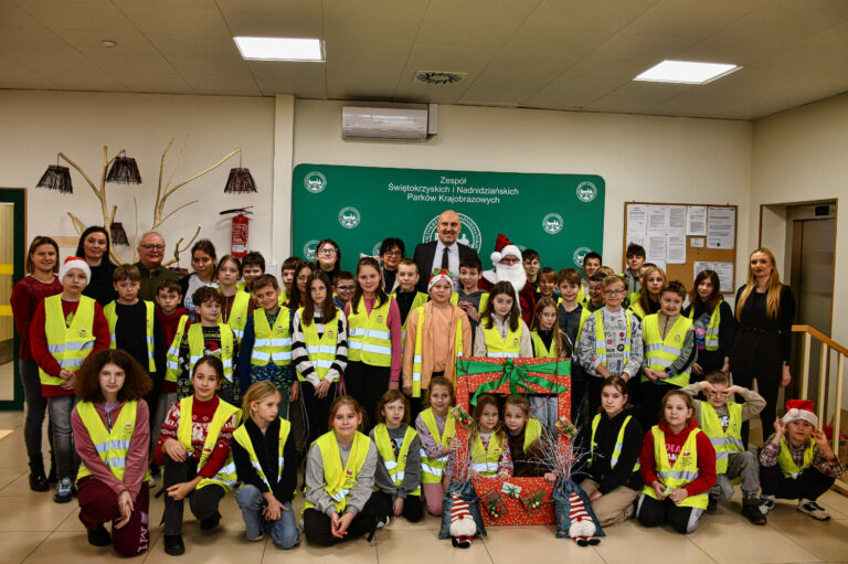 Warsztaty mikołajkowe w Ośrodku Edukacji Przyrodniczej w Umianowicach