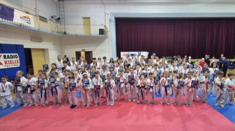 Sukcesy młodych zawodników na XII Świętokrzyskiej lidze Karate Kyokushin – Koronea Cup