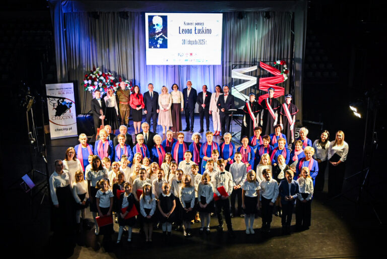 Muzyczna podróż przez historię i lokalną tożsamość. Koncert pamięci Leona Łuskino w Chęcinach