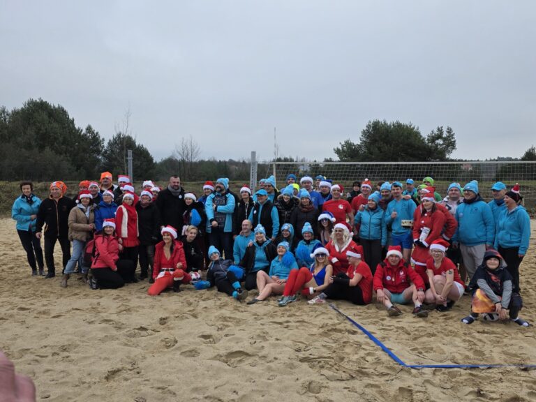 I Zimowy Turniej Siatkówki Plażowej Morsów nad Zalewem w Morawicy