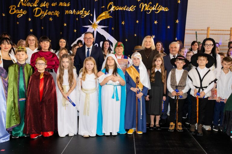 Jasełka, kolędy i tradycja wieczerzy w Bielinach!