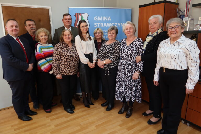 Uniwersytet Trzeciego Wieku w Strawczynie oficjalnie powołany. Wybrano Zarząd stowarzyszenia!