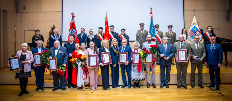 Honorowe Odznaki Województwa Świętokrzyskiego wręczone