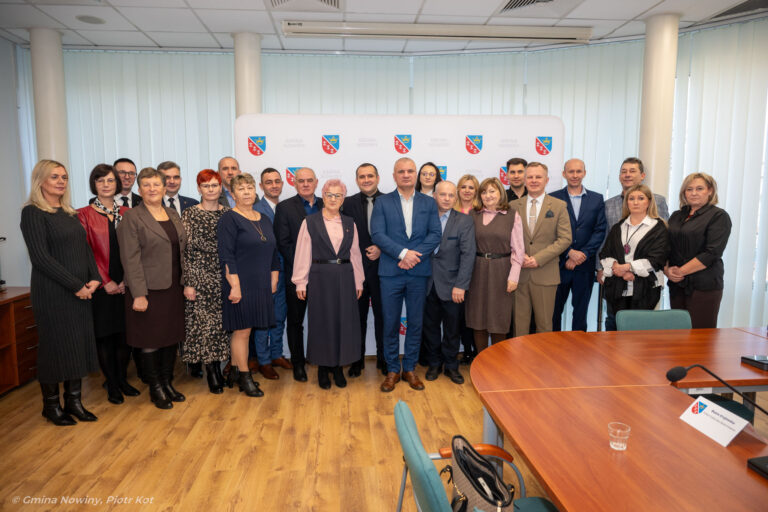 Rekordowy budżet Gminy Nowiny na 2026 rok uchwalony jednogłośnie