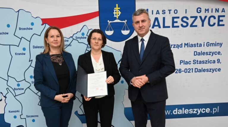 Nauczyciel z Mójczy z awansem