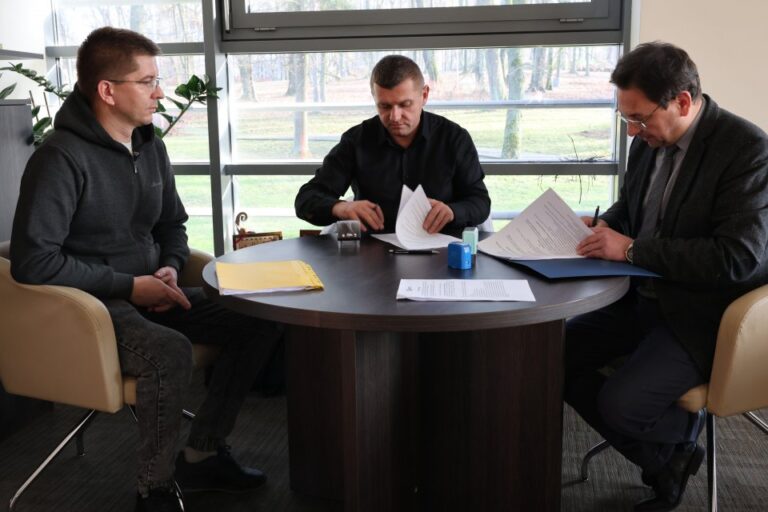 Podpisano umowy na modernizację dróg