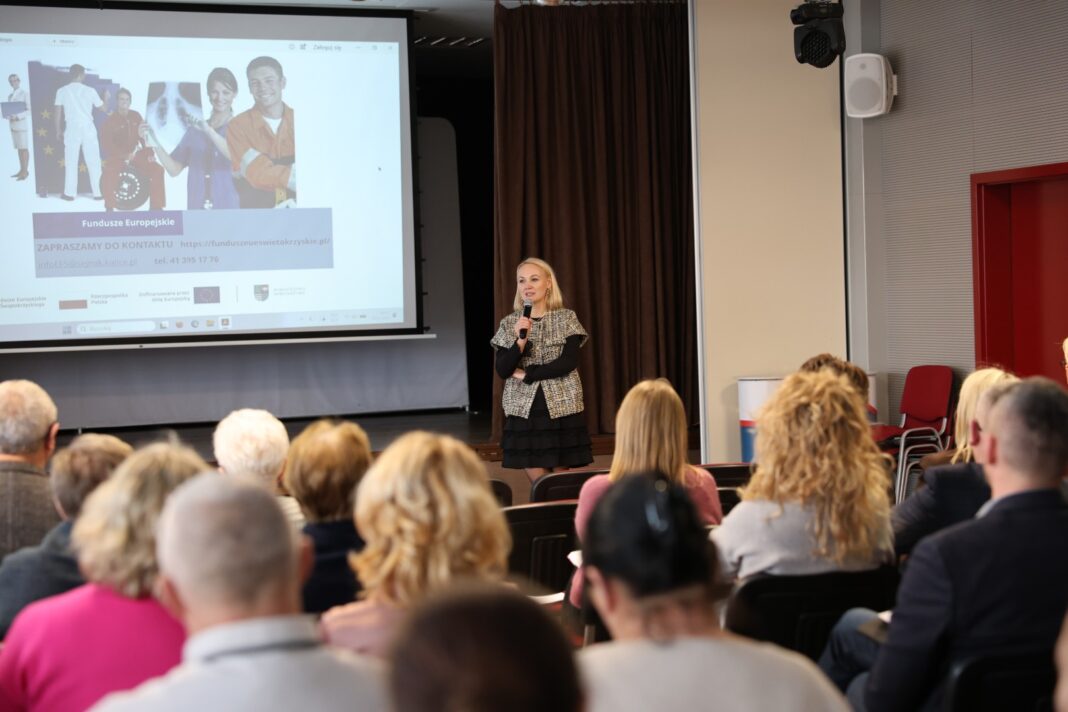 Prezentacja podczas spotkania noworocznego stowarzyszeń w Morawicy