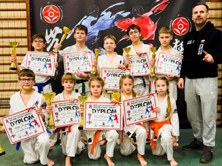SHIRO Kyokushin Klub Karate z&nbsp;medalami na 8. WKB Turnieju Karate o&nbsp;Puchar Burmistrza Polskiej Stolicy Wikliny