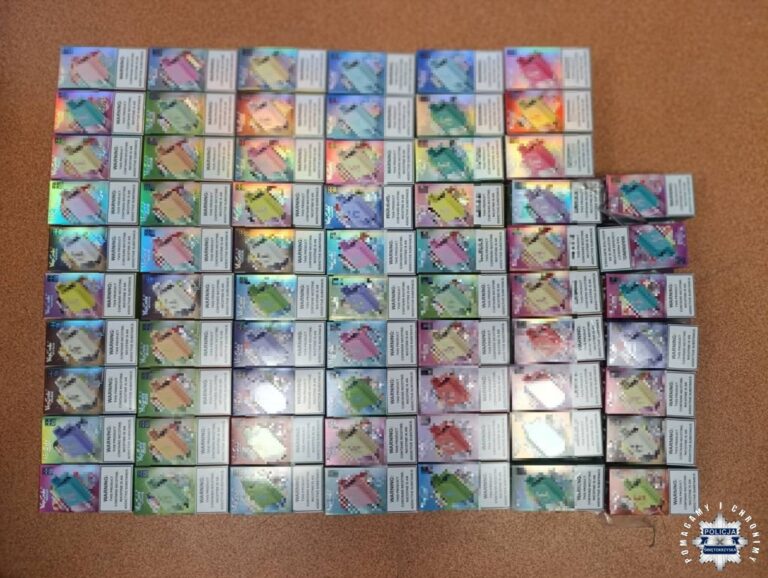 Bez akcyzy i z narkotykami – bracia zatrzymani w gminie Smyków