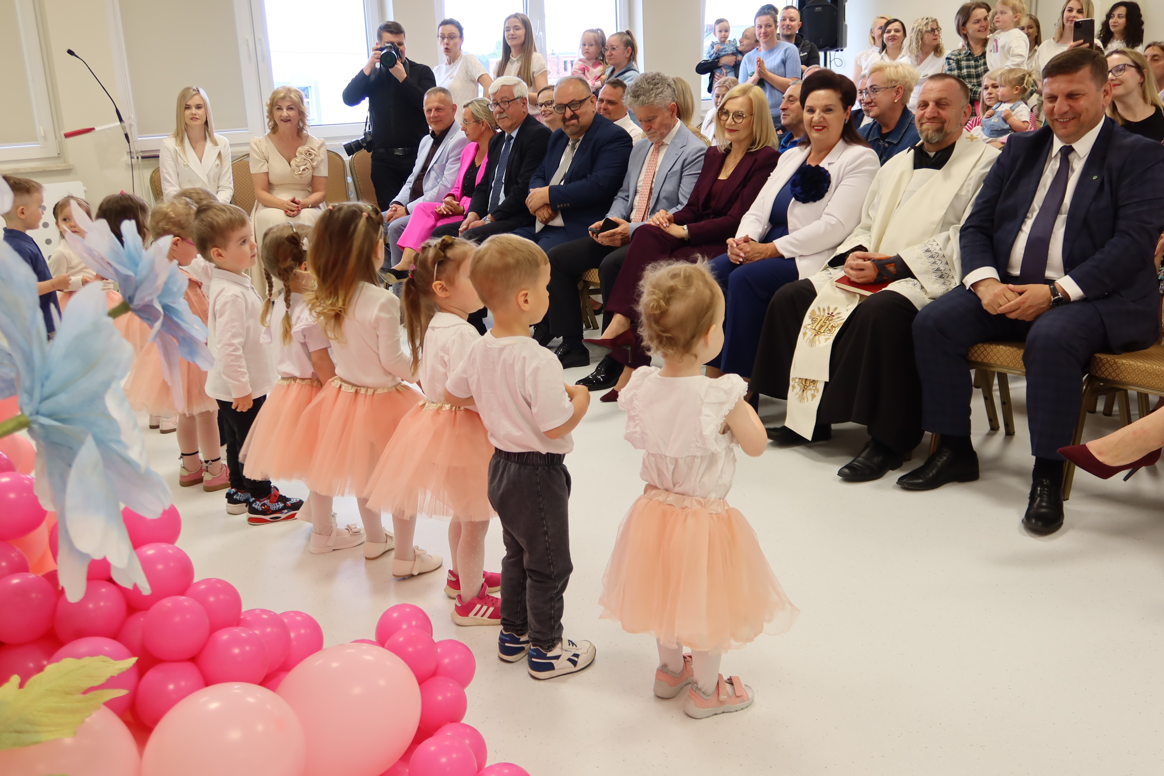 Marzenia stały się rzeczywistością. Żłobek w Piekoszowie oficjalnie otwarty po rozbudowie!