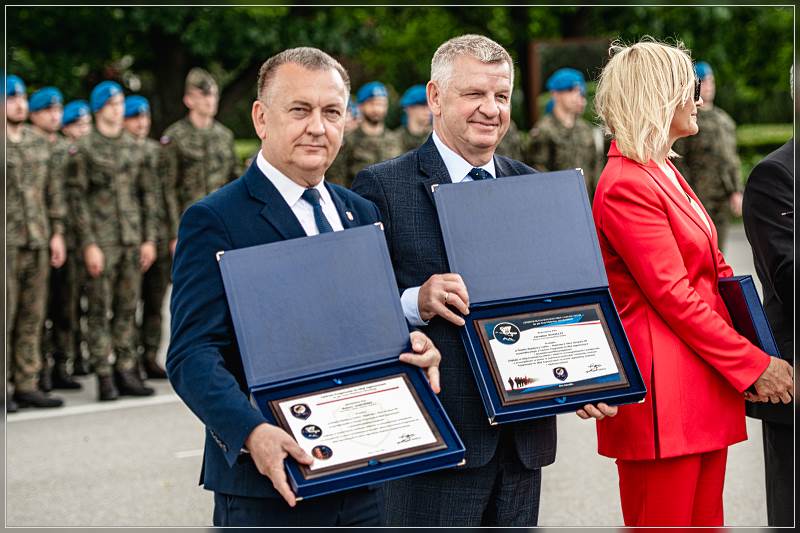 Obchody Święta Współpracy Cywilno-Wojskowej z udziałem burmistrza Roberta Jaworskiego