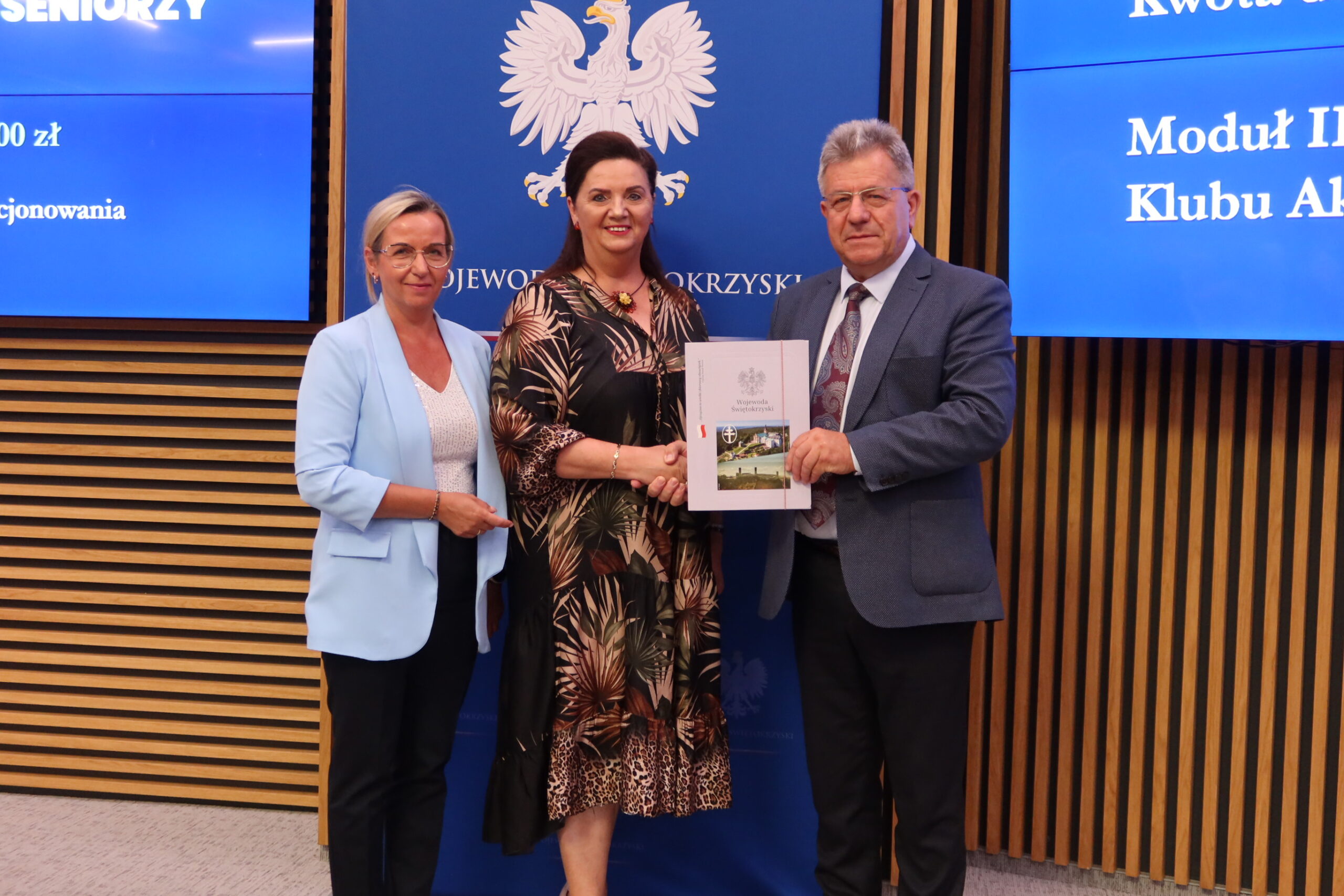 Gmina Piekoszów pozyskała kolejne środki dla seniorów. Blisko 43 tysiące złotych na aktywność i integrację mieszkańców 60+ [WIDEO]