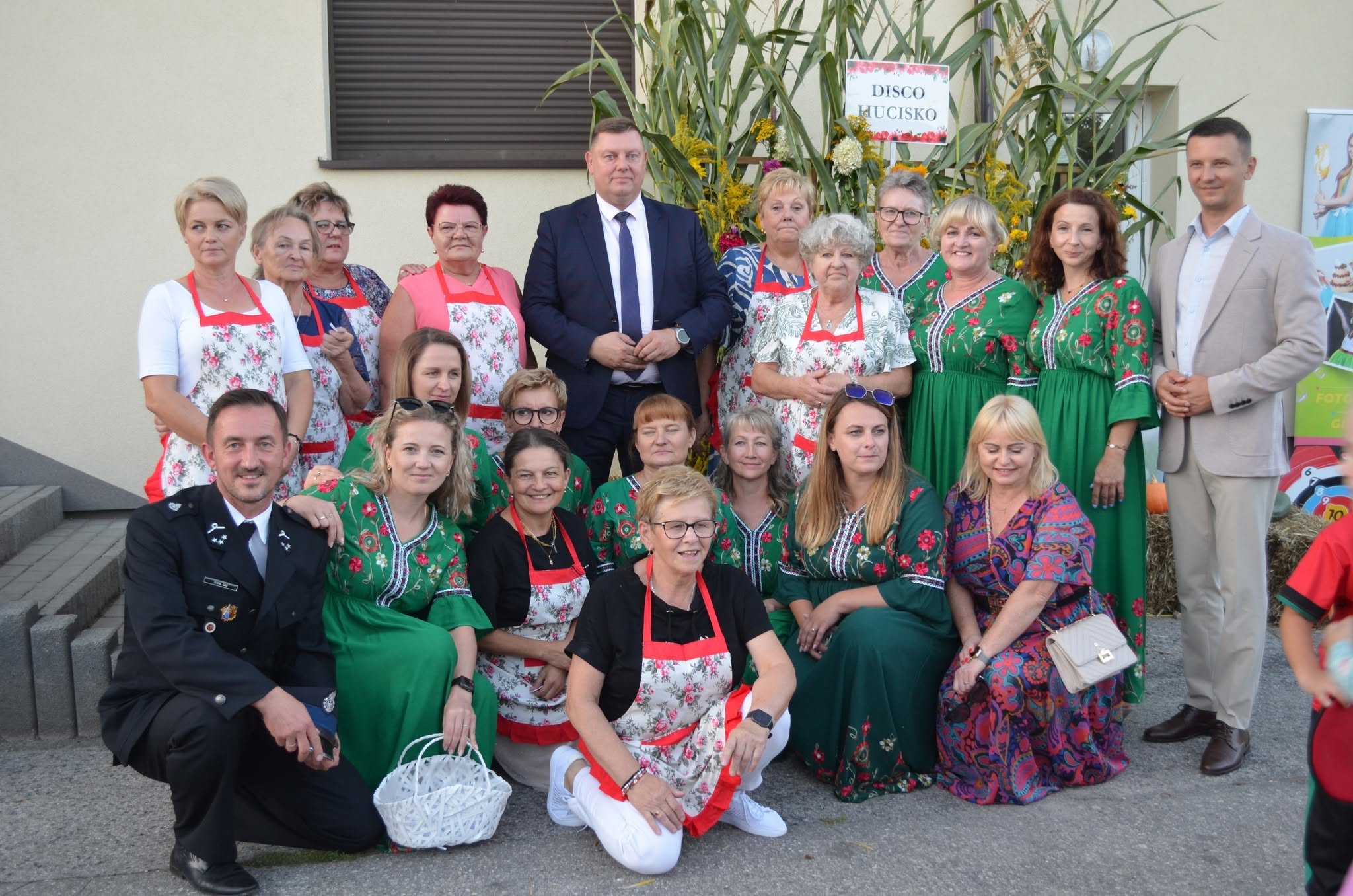 Disco Hucisko połączyło integrację z nauką bezpieczeństwa. Mieszkańcy wzięli udział w Krajowym Treningu Reagowania