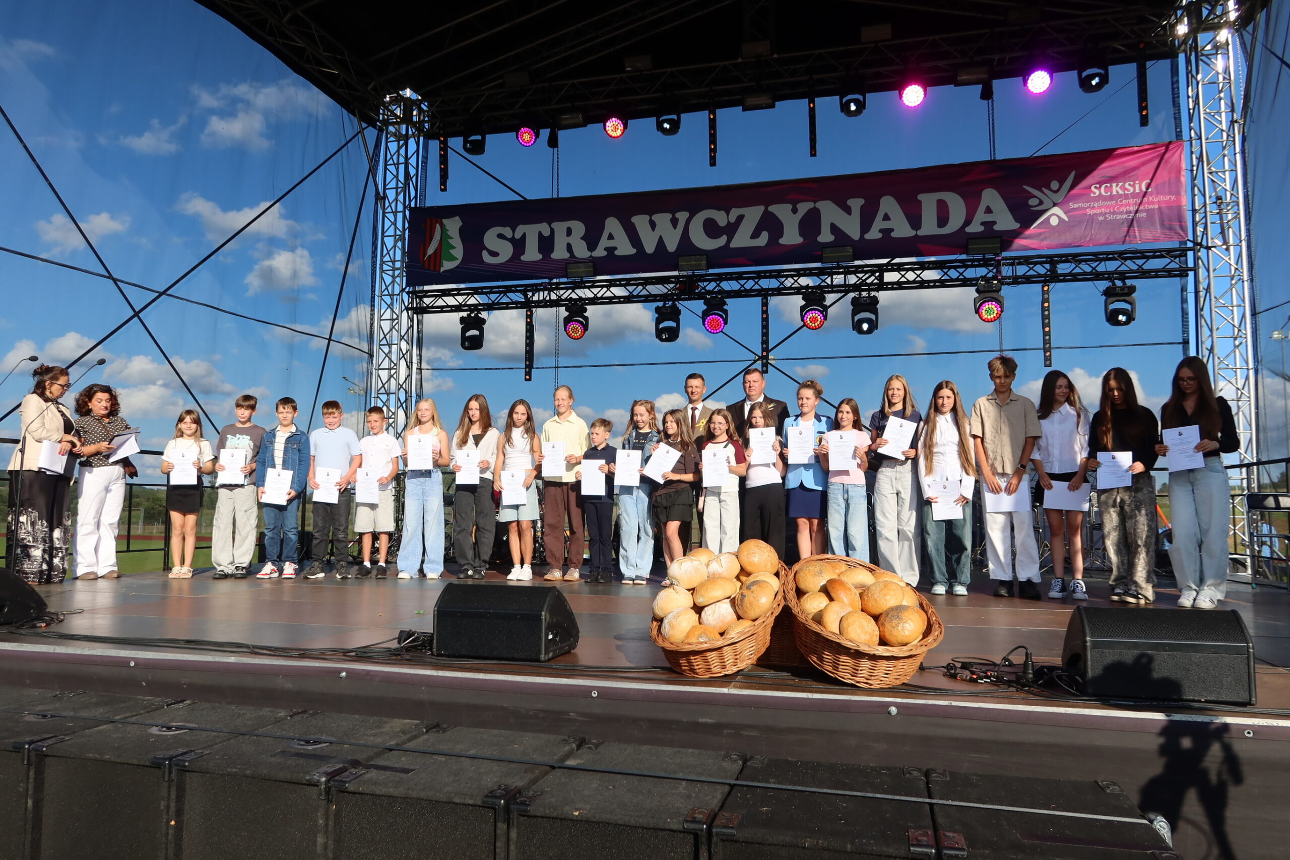 Aż 70 młodych talentów nagrodzonych – „Perły Gminy Strawczyn” wręczone podczas Strawczynady 2026