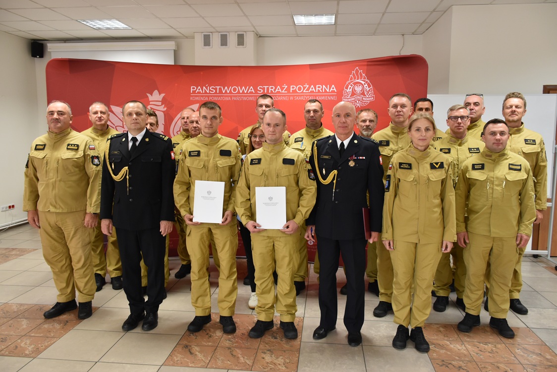 Nowi funkcjonariusze w szeregach Komendy Powiatowej PSP w Skarżysku-Kamiennej