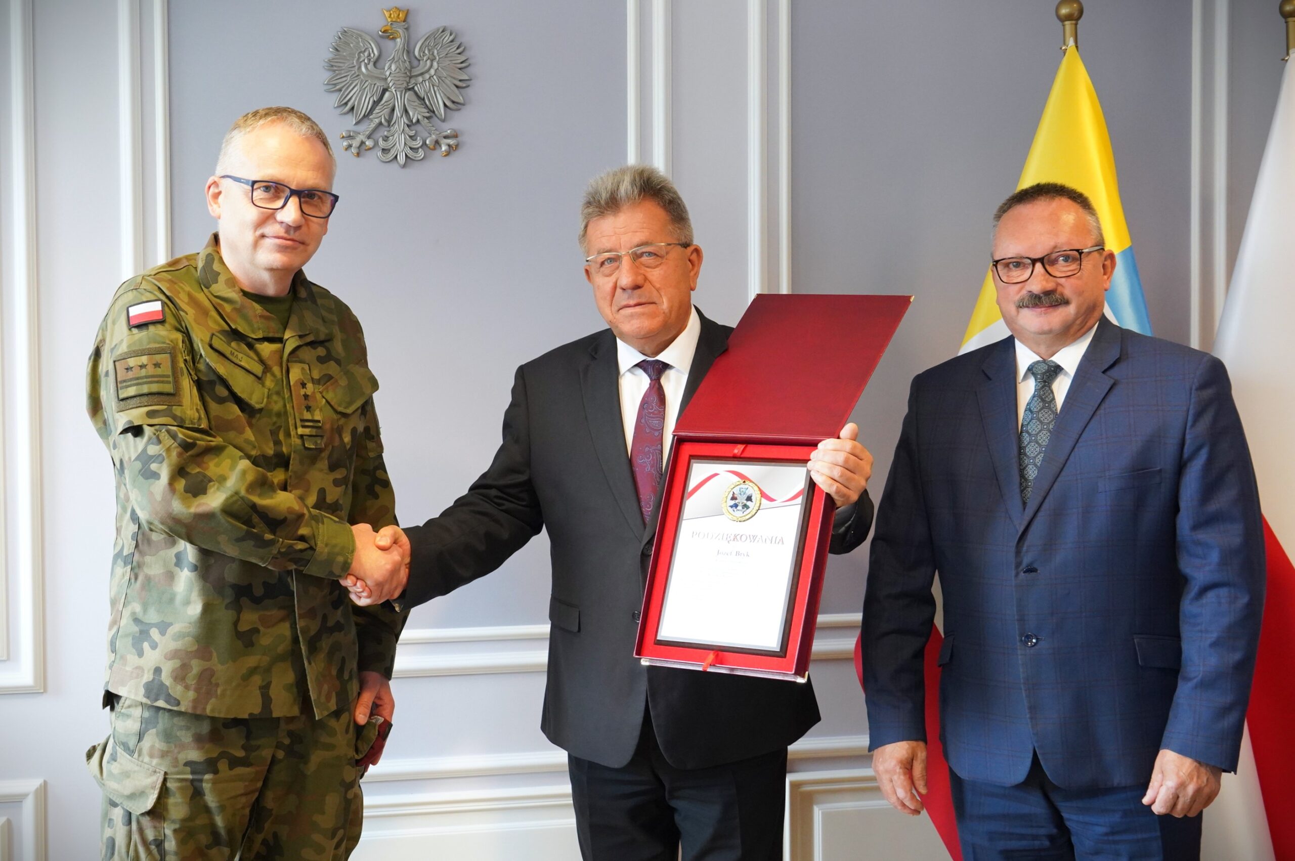 Podziękowania za wsparcie